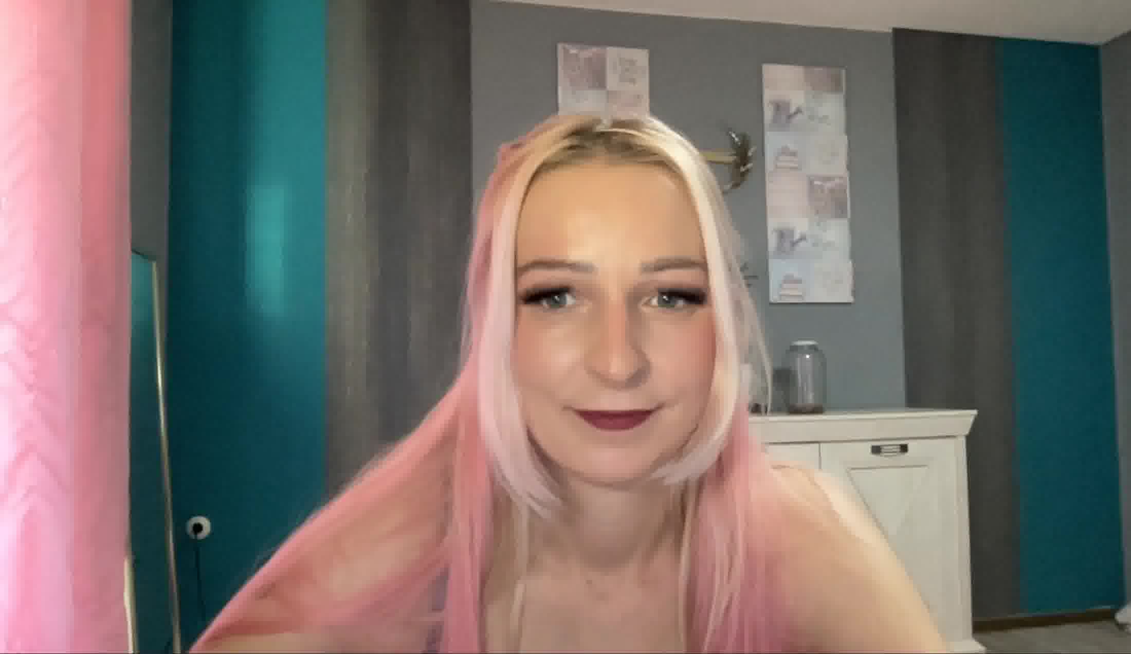 Artista MilaKann Video 1