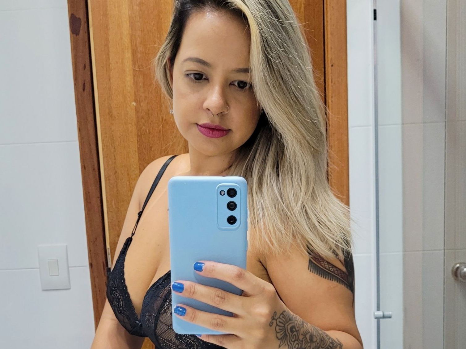 Foto de perfil de modelo de webcam de Blondbabe030 