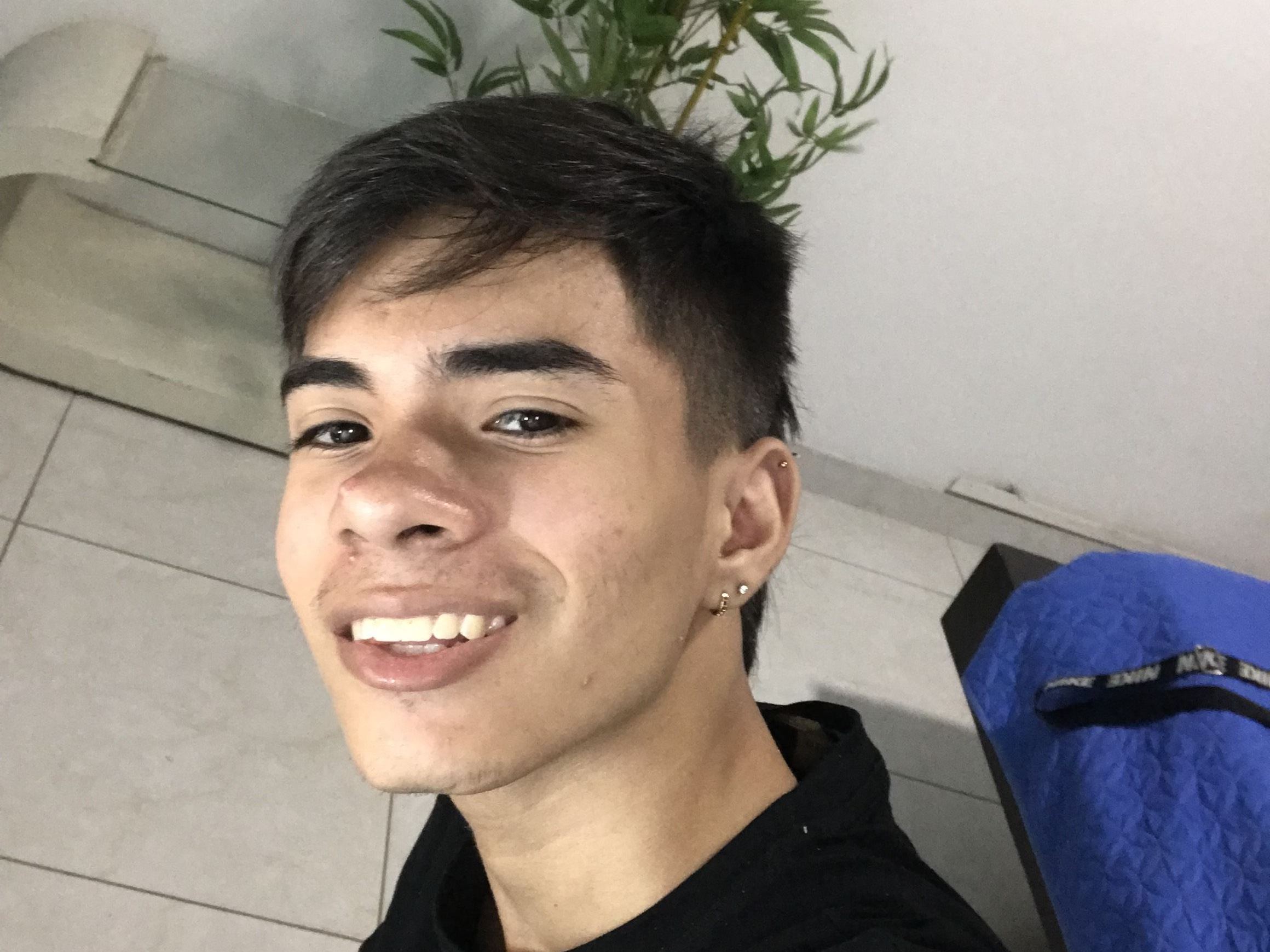 luketheguy cam model profile picture 