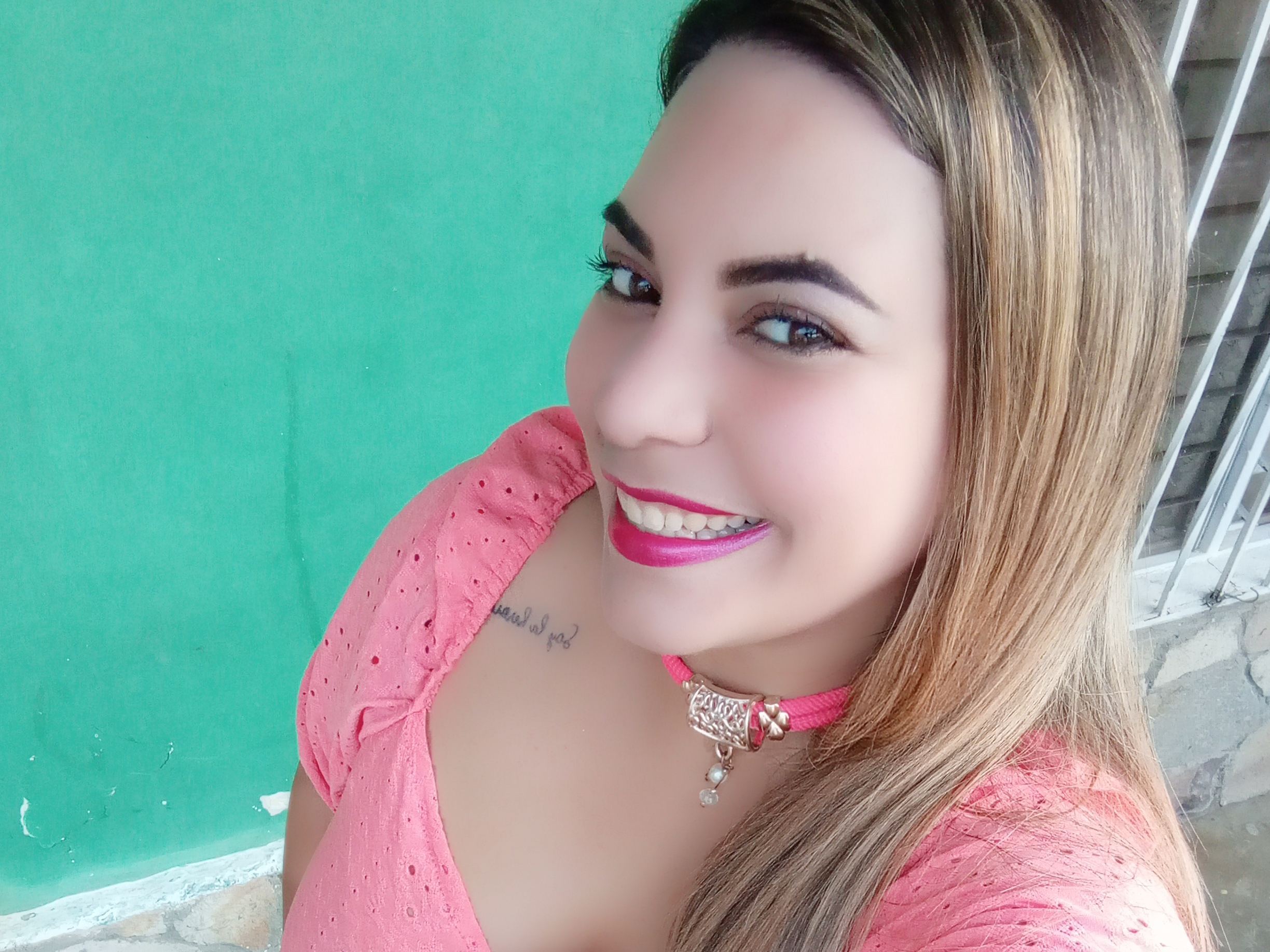 Foto de perfil de modelo de webcam de LucianaGrego 