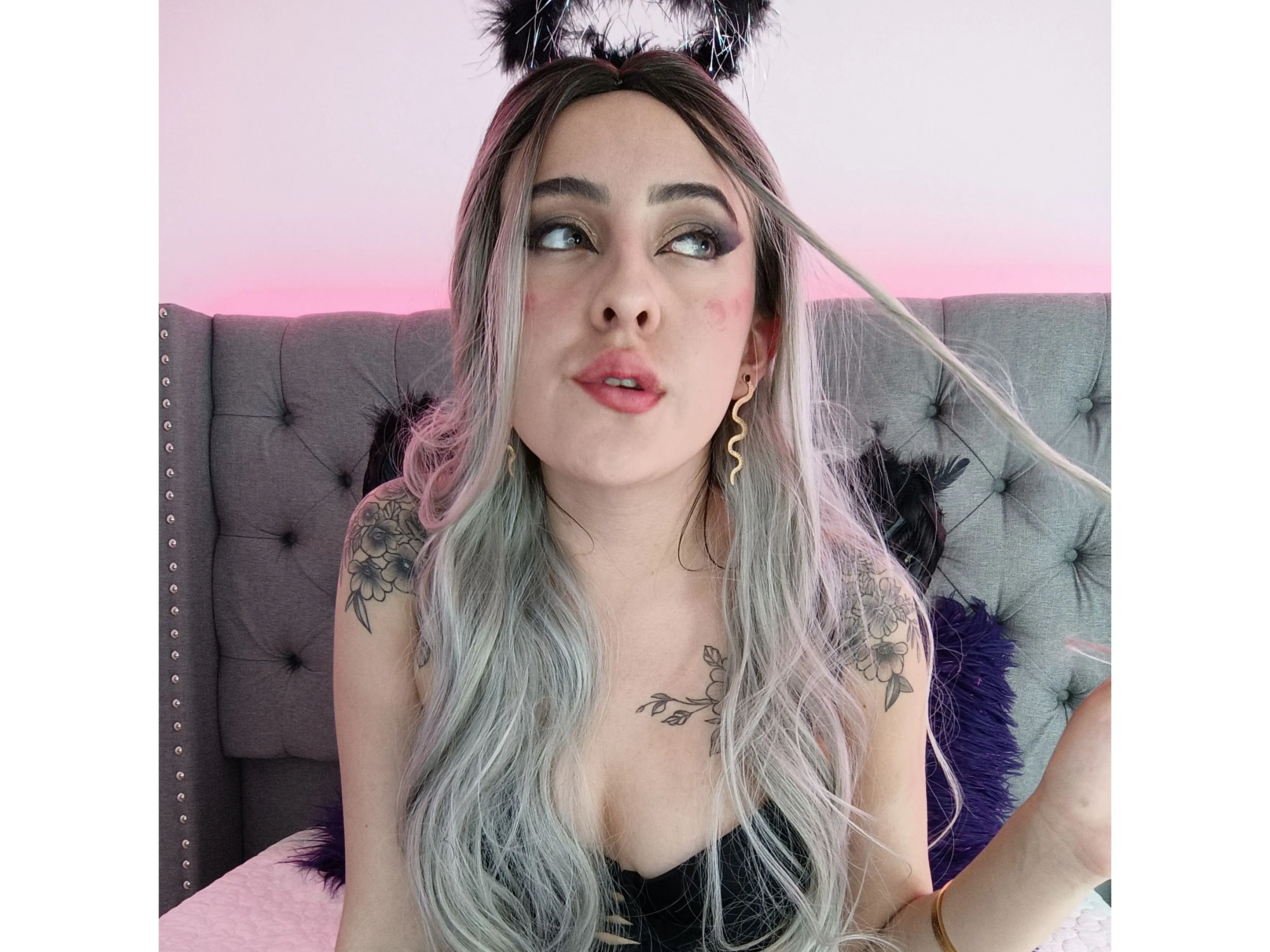 Saraarusso immagine del profilo del modello di cam