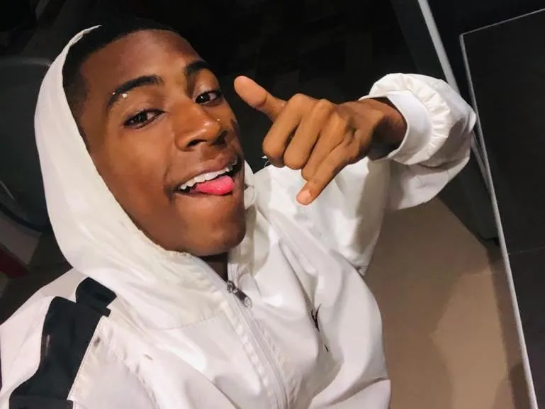 smitsam profielfoto van cam model