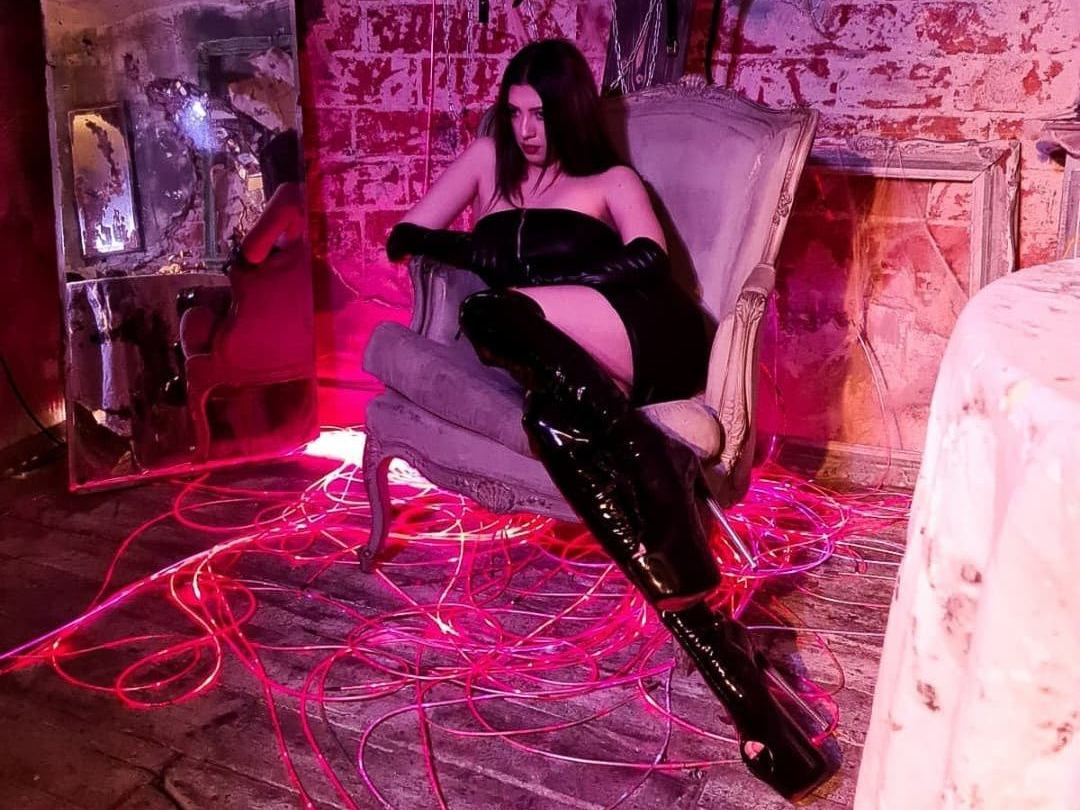 WitchCat22 profilbild på webbkameramodell