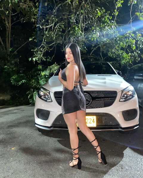 Performer Teffnia Photo 3