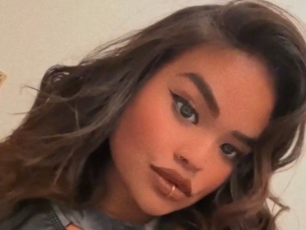 LeilaniFlowers profilbild på webbkameramodell