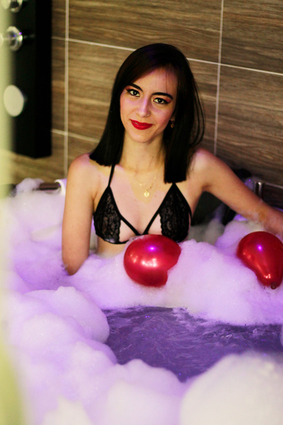 Performer SharonRodriguezz Photo 6