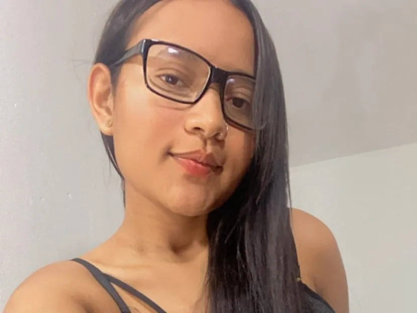 Imagen de perfil de modelo de cámara web de KatyCardona