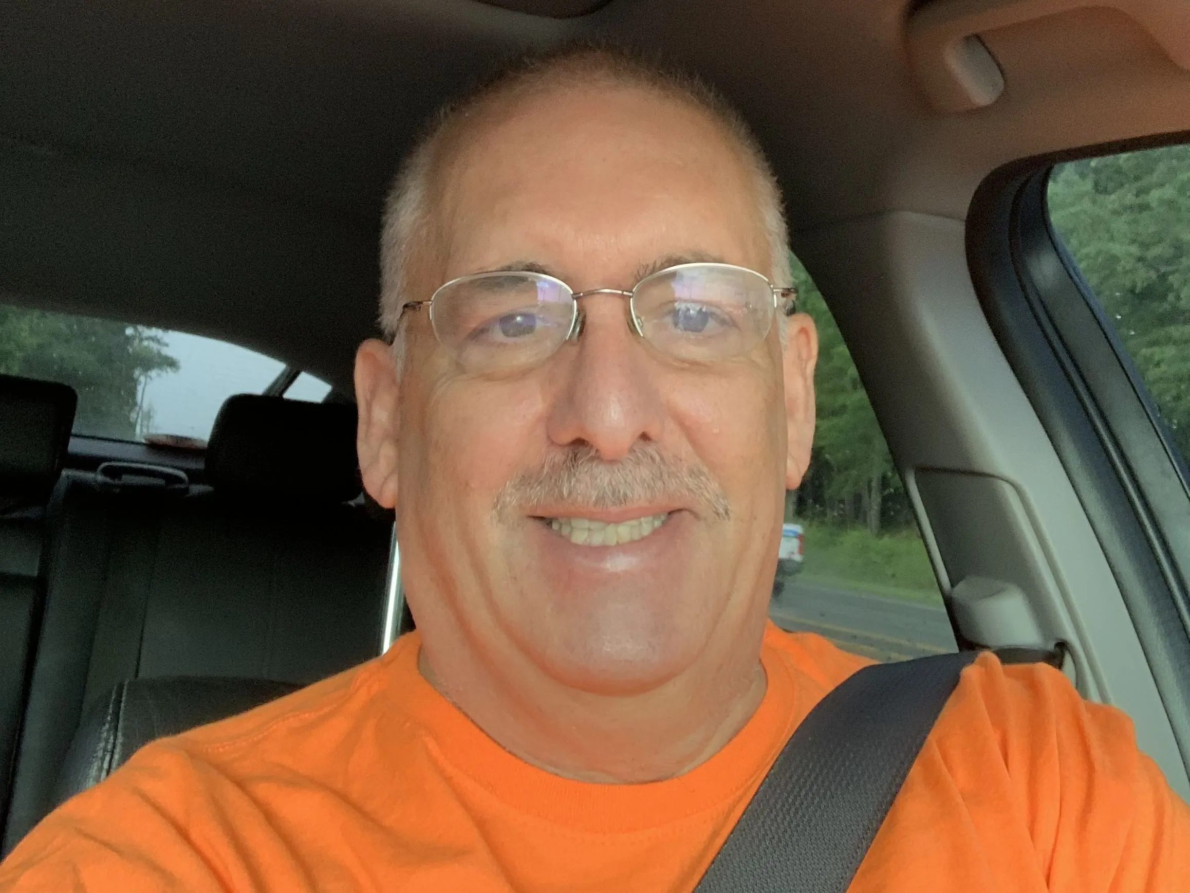 Imagen de perfil de modelo de cámara web de Peteypete