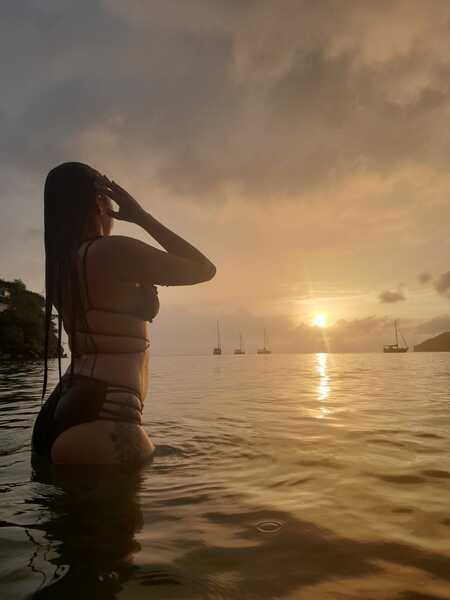 Intérprete RoseBoone Foto 4