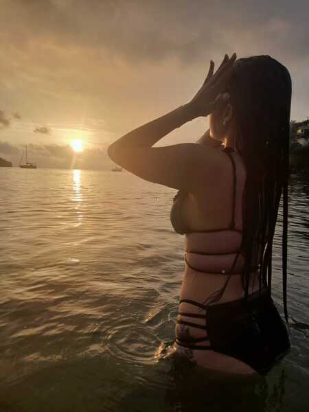 Intérprete RoseBoone Foto 3