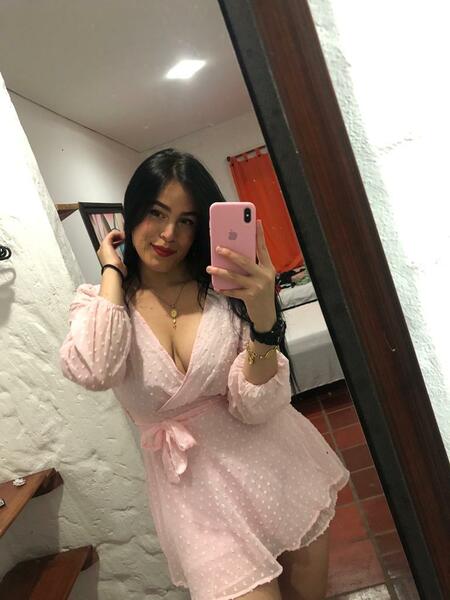 Artiest ArianaSaenz Foto 2