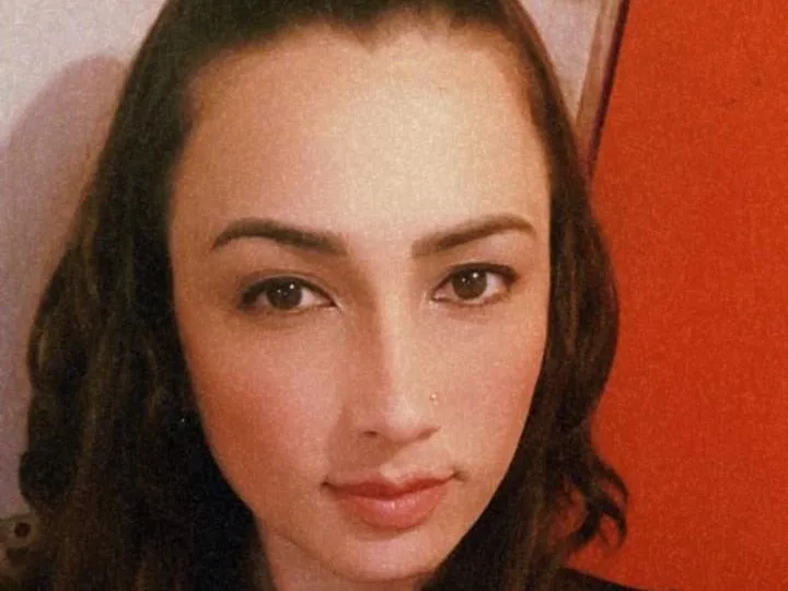 Imagen de perfil de modelo de cámara web de SereenaJones