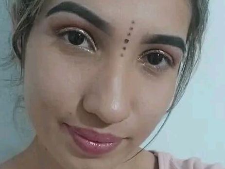 FariahMohamed Profilbild des Cam-Modells 