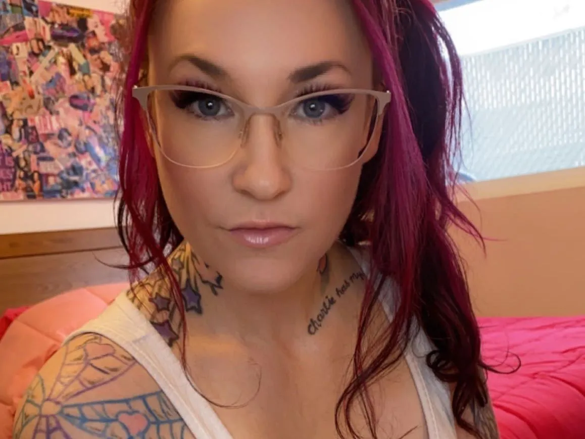 DaniellaPink profielfoto van cam model