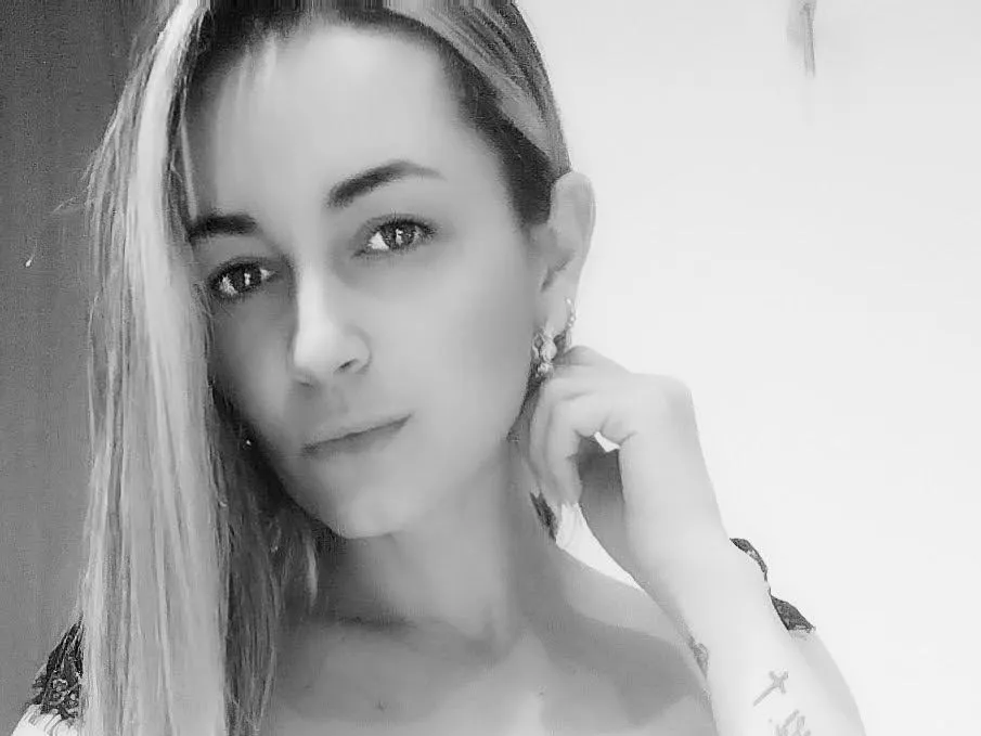 VICTORIADELUXXE profilbild på webbkameramodell