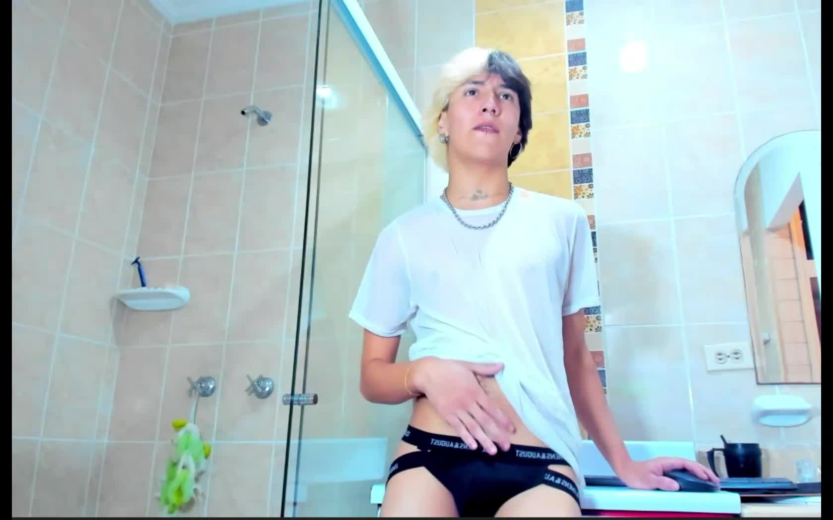 Artista AdamSmiith69 Video 1