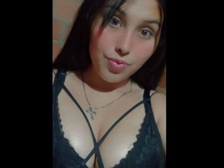 Foto de perfil de modelo de webcam de AliceTrespalacios101 