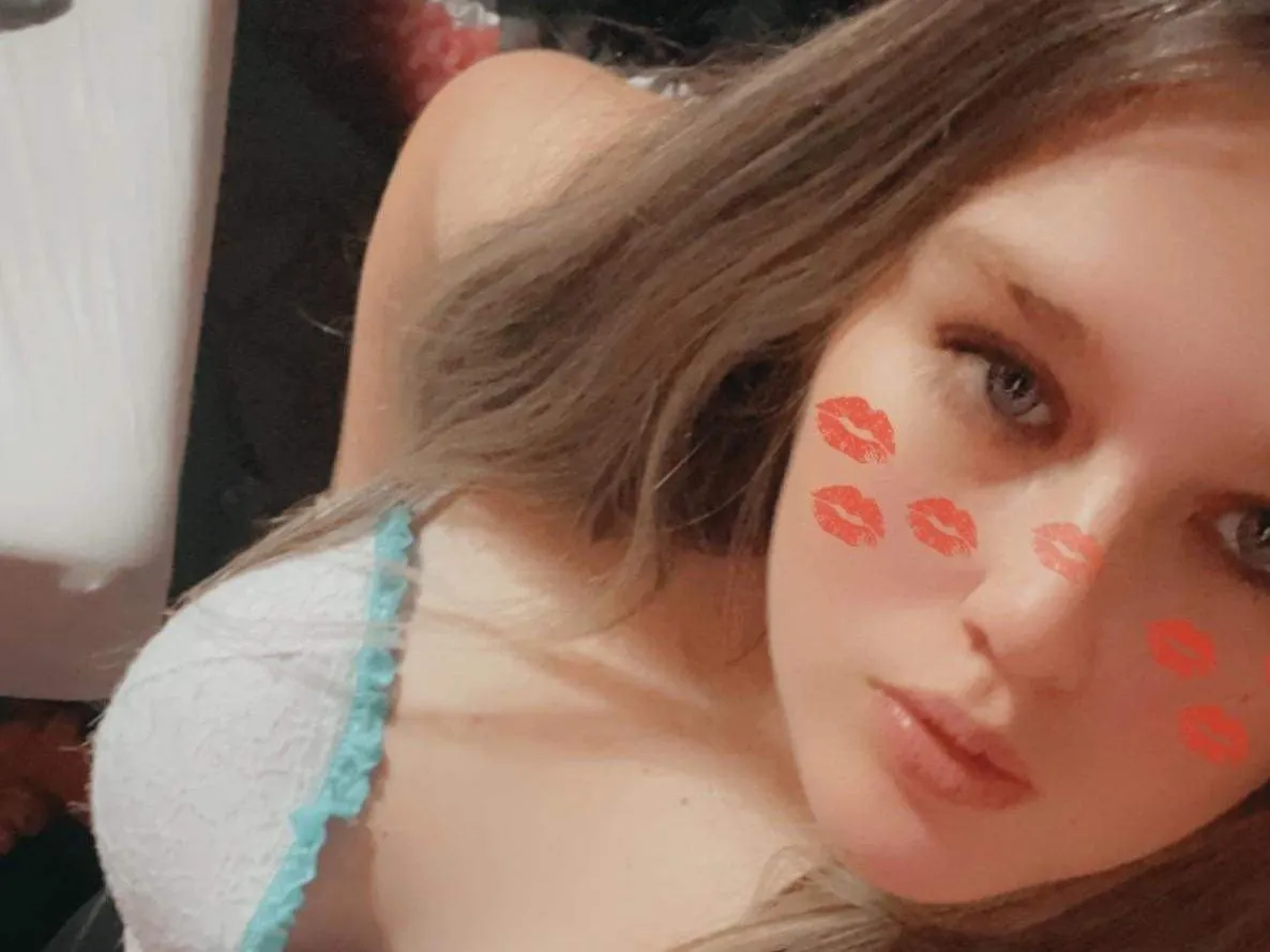 Lillyannn profilbild på webbkameramodell