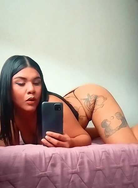 Artiest FKAtulip Foto 11