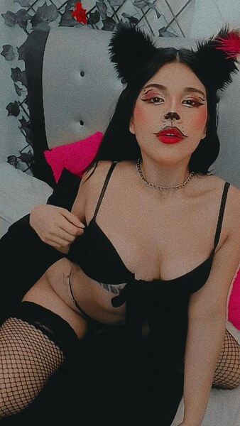 Artiest FKAtulip Foto 6