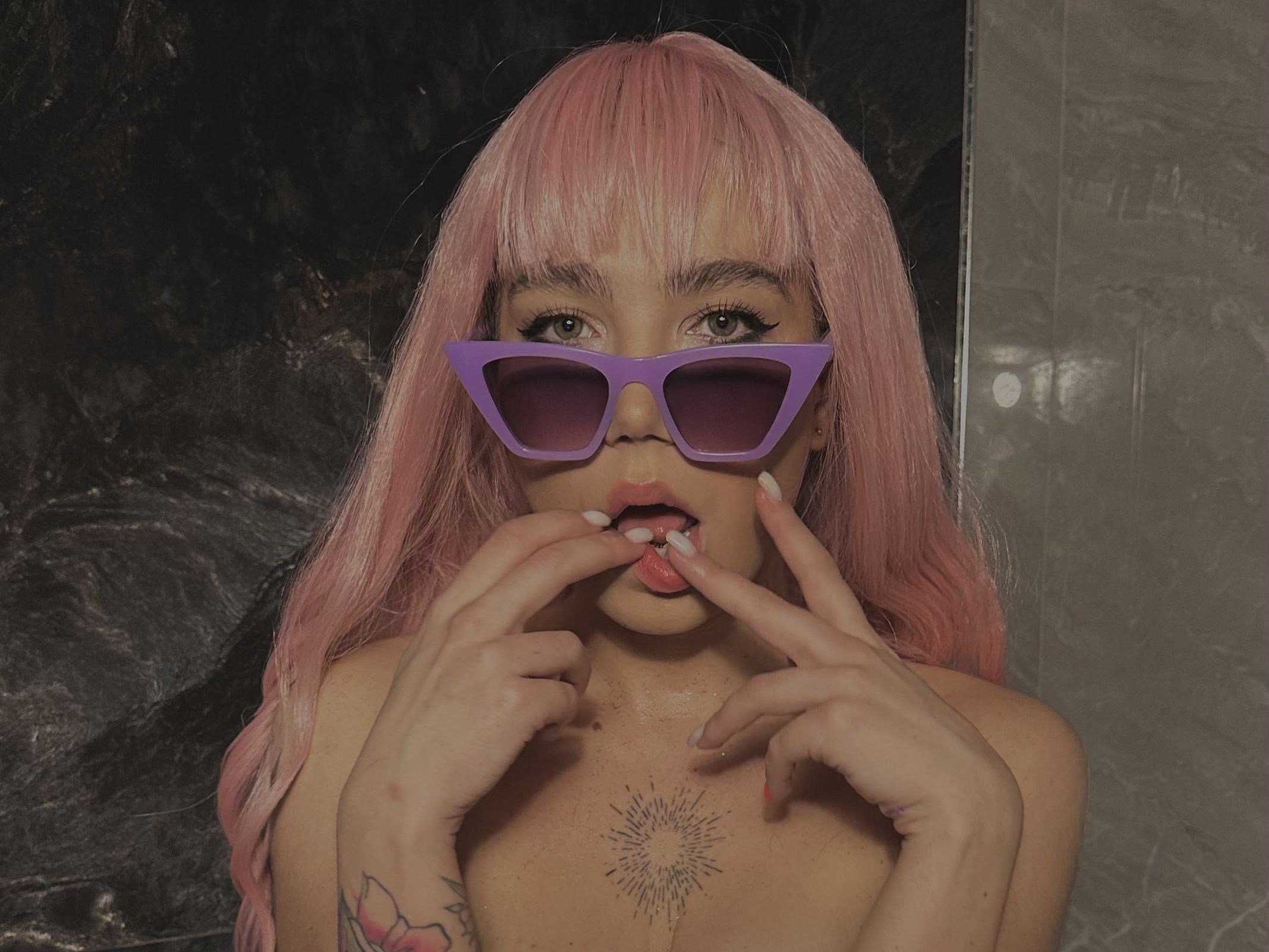 Sweetemmi profilbild på webbkameramodell