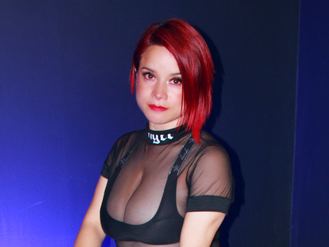 Imagen de perfil de modelo de cámara web de DannnaBluee