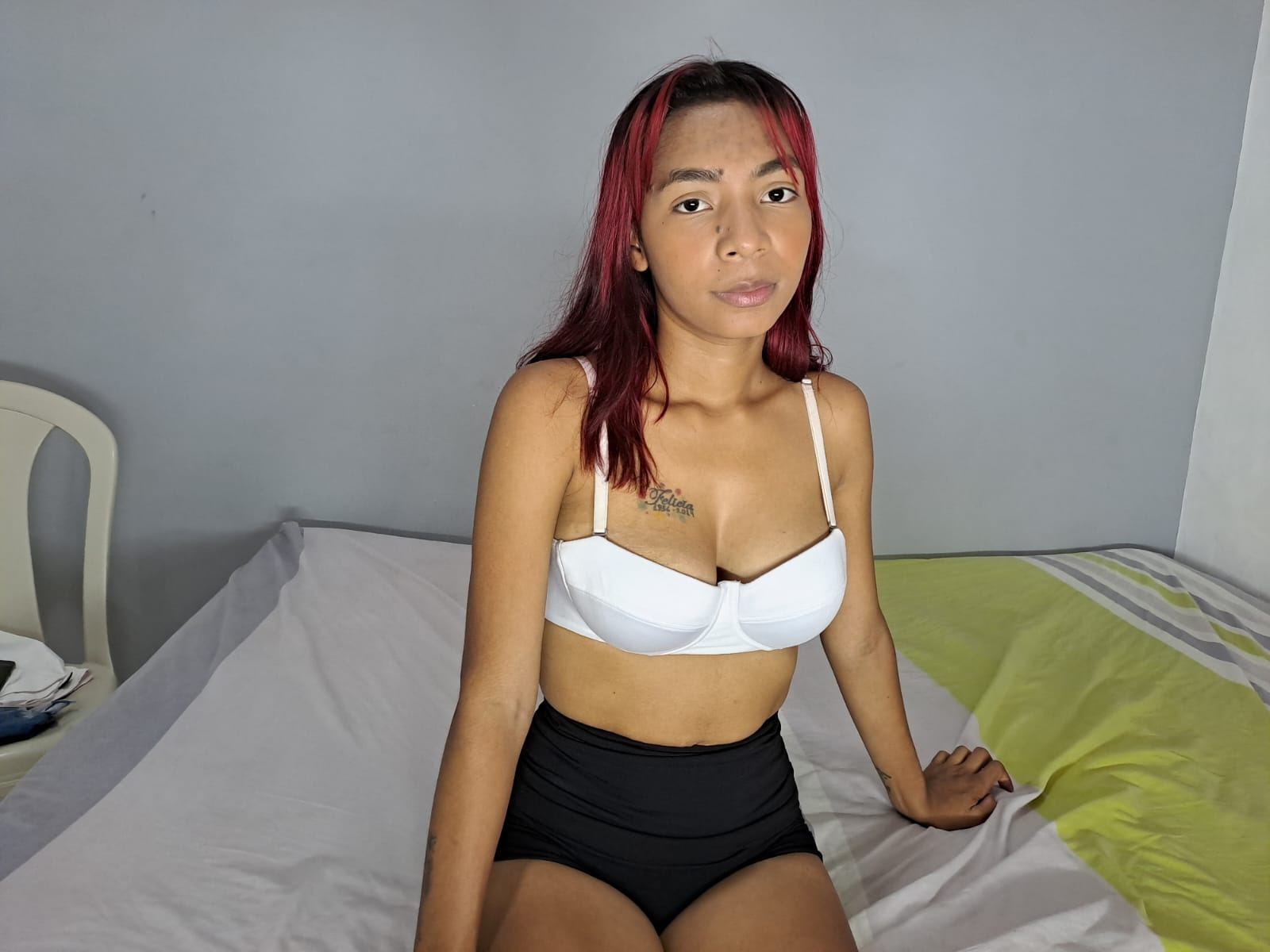 Foto de perfil de modelo de webcam de VillDayiian 