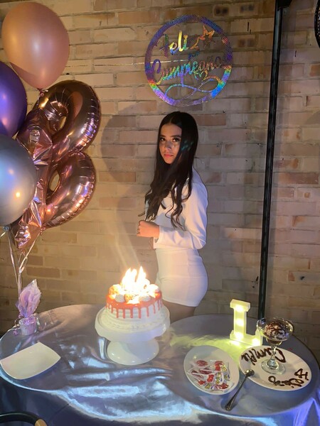 Interprète DominiqueHill Photo 6