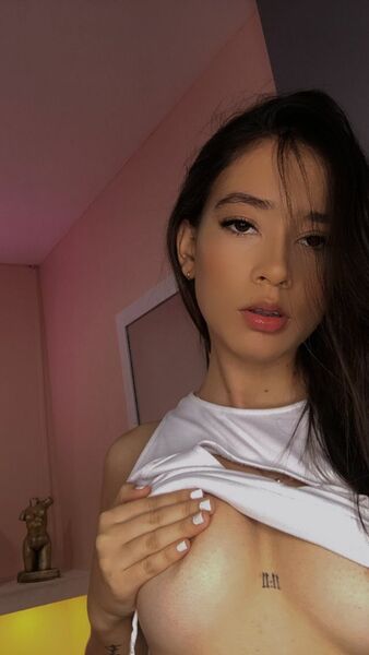 Interprète DominiqueHill Photo 9