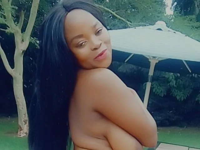 Image de profil du modèle de webcam WetCreamyPussy33