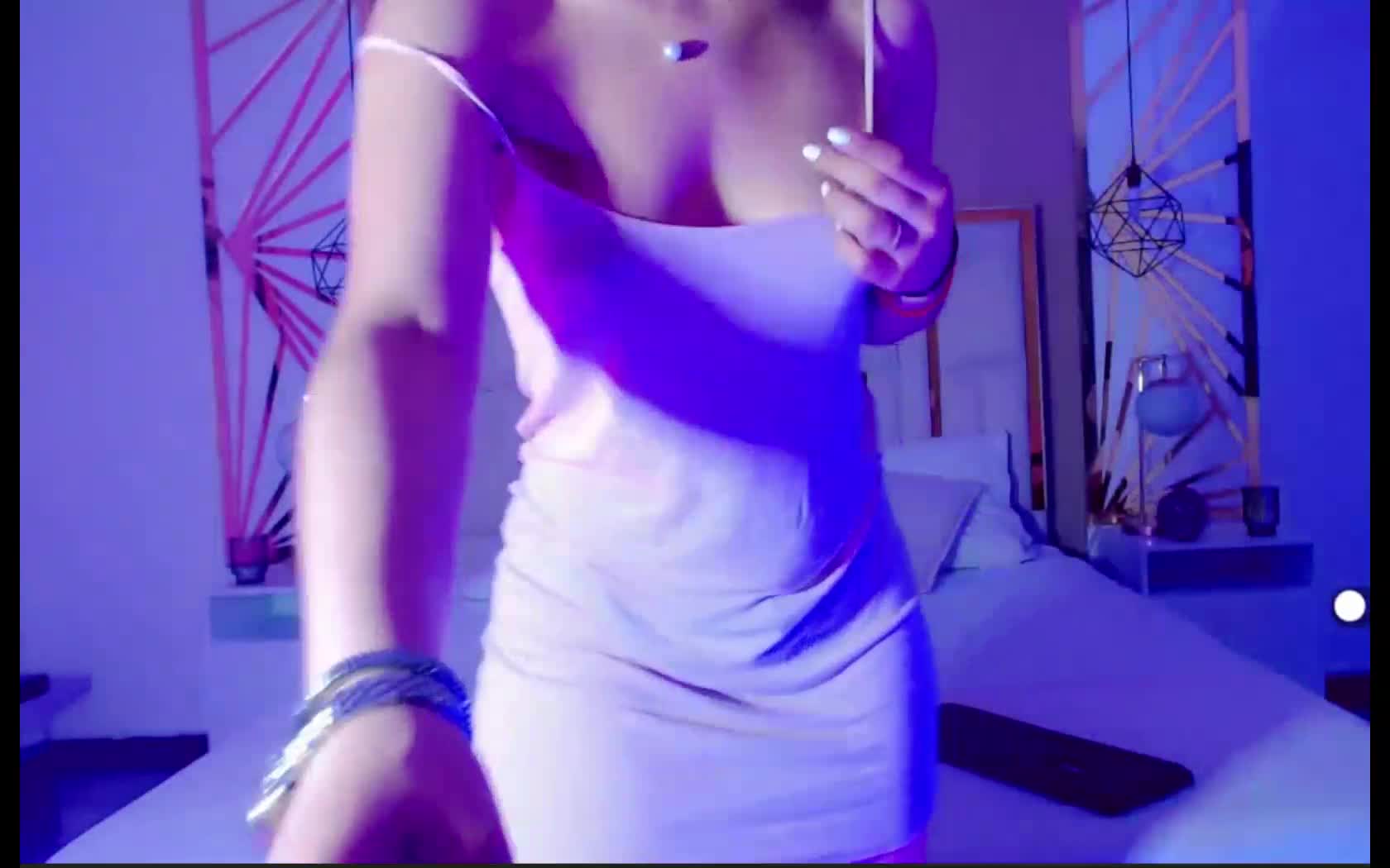 Artiest SweetDinna Video 1