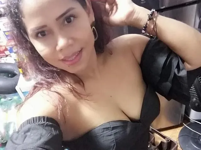 Foto de perfil de modelo de webcam de KamilaFowler