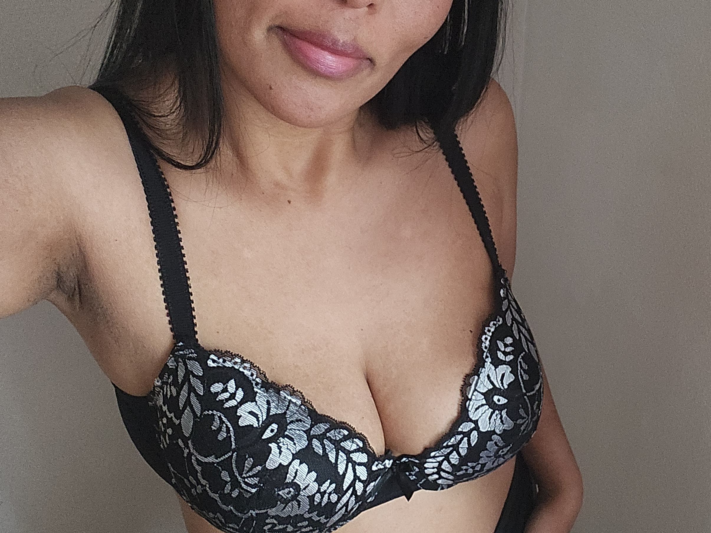 Imagen de perfil de modelo de cámara web de seinsnitouche