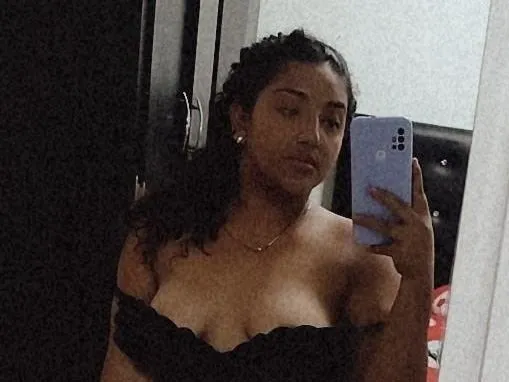 MiichelleAdams profilbild på webbkameramodell