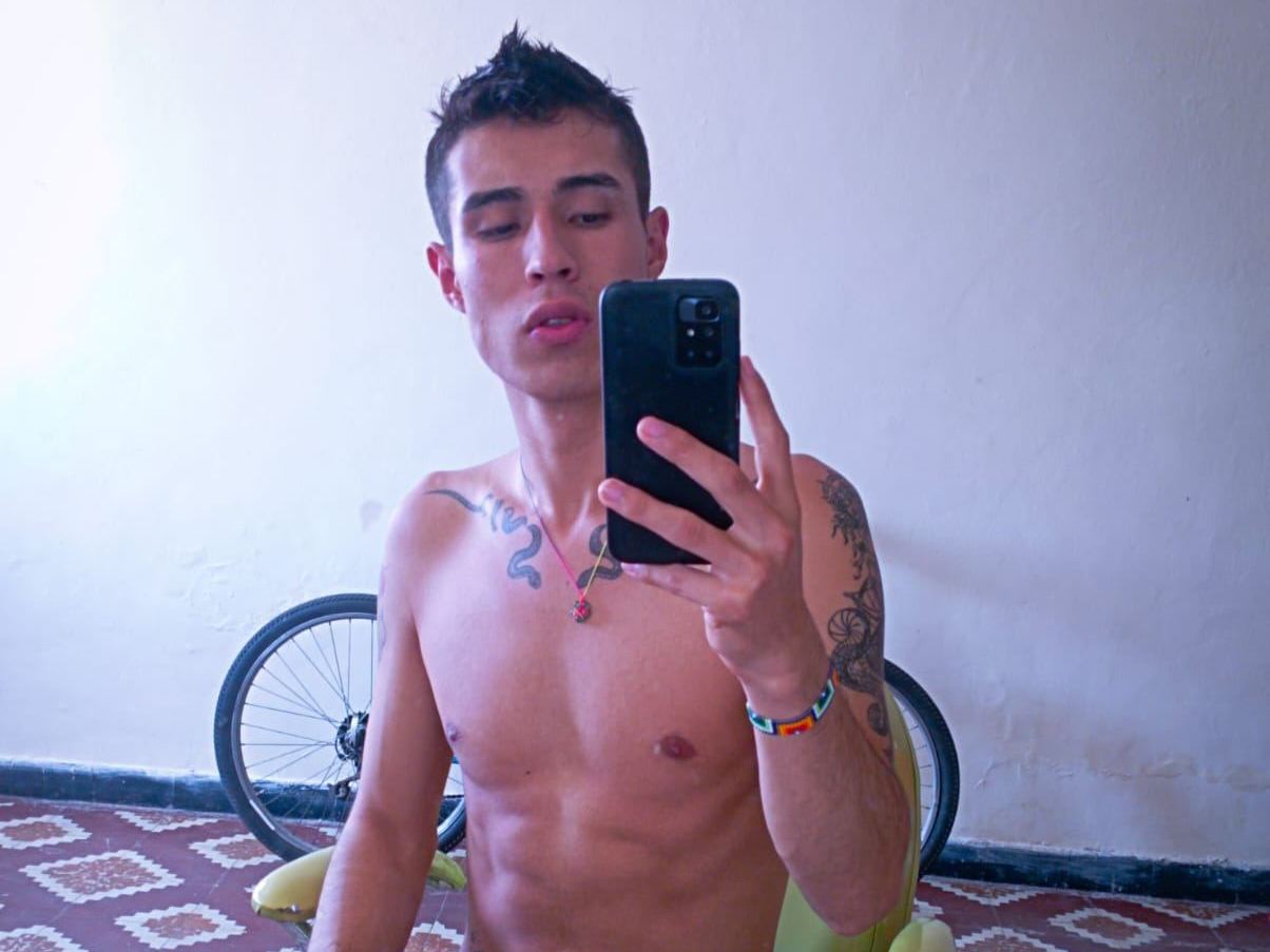 Foto de perfil de modelo de webcam de adrianking20 