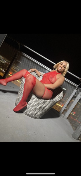 Artista Cherryredhot Foto 1