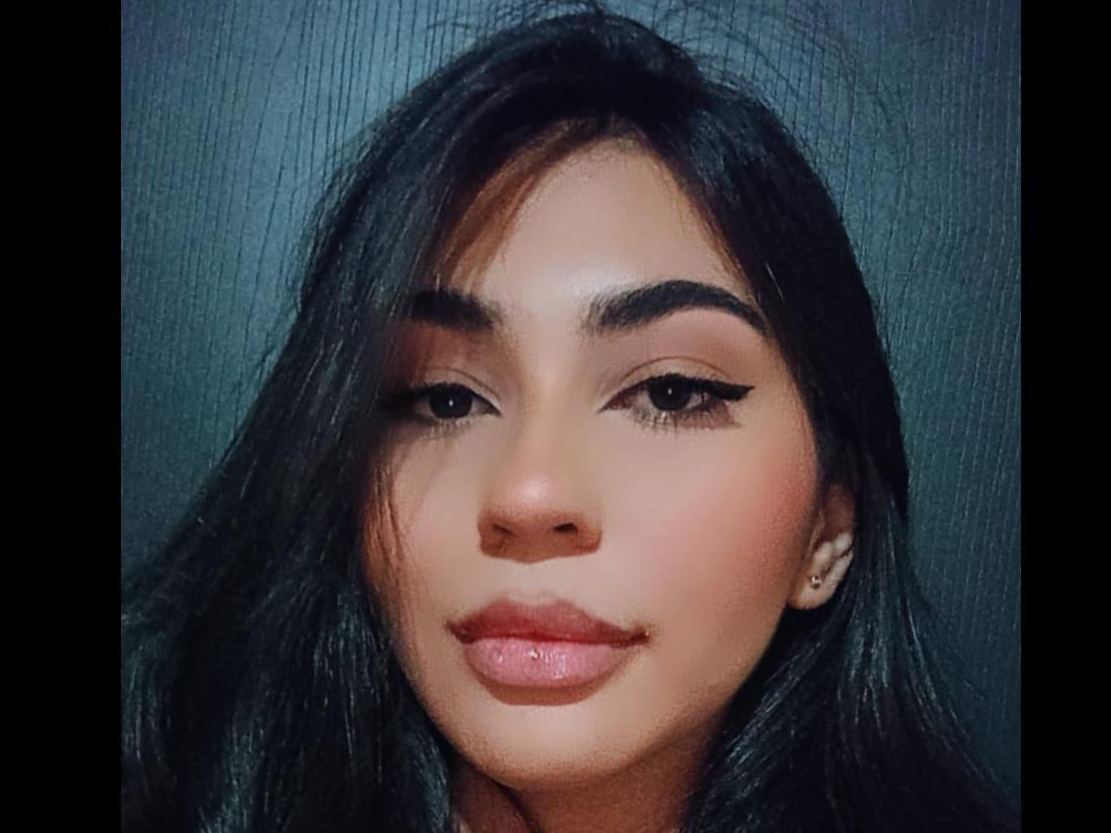 Image de profil du modèle de webcam AleiaAlvarez