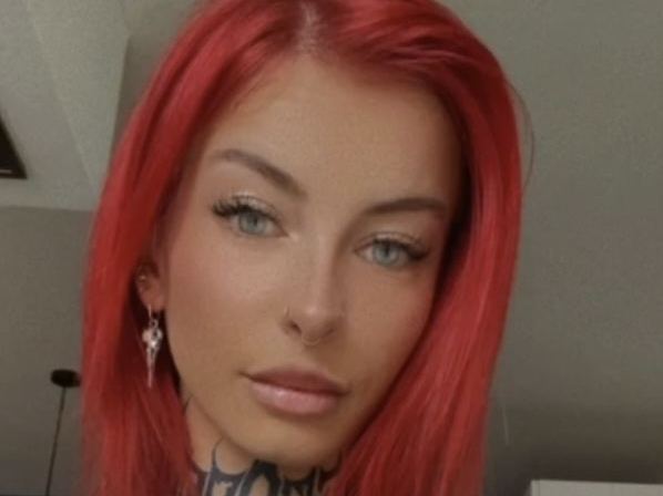 Image de profil du modèle de webcam Redheadfirex