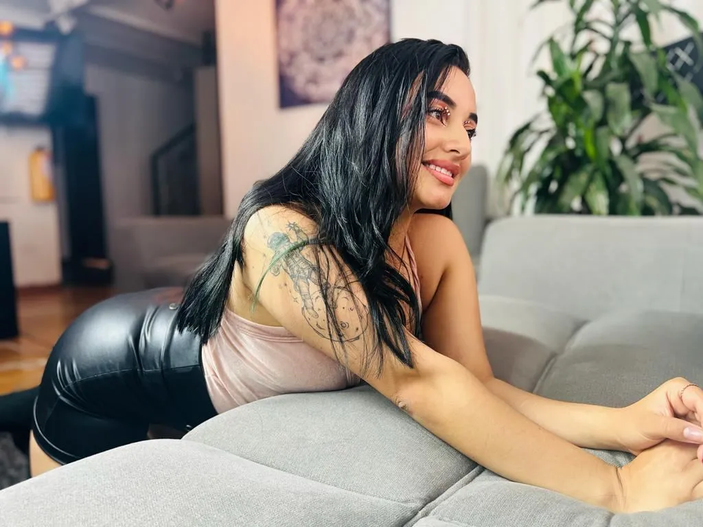 SamanthaPrettyy immagine del profilo del modello di cam