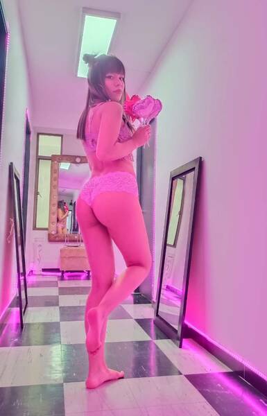 Artiest HelenLeroy Foto 2