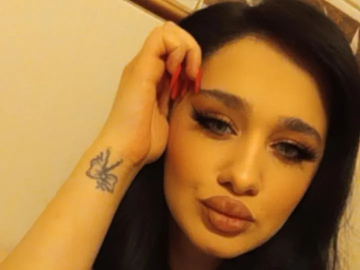 ALEXXYIS cam model profile picture