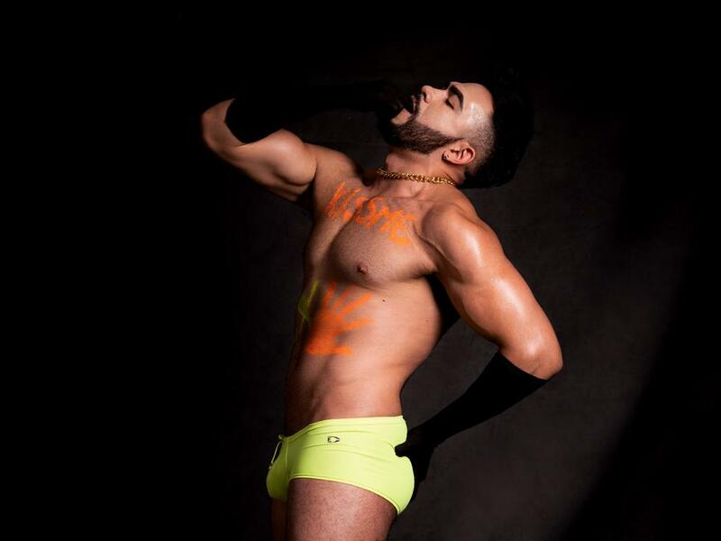 Intérprete SpencerBrown19 Foto 2