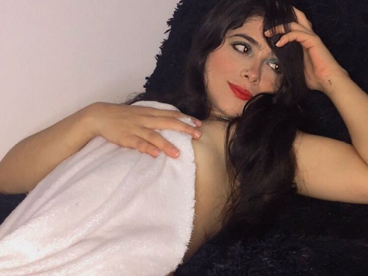 maloryXO cam model profile picture