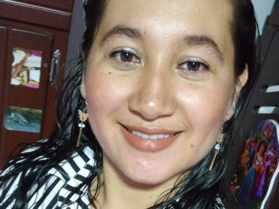 GiselleDecker profilbild på webbkameramodell