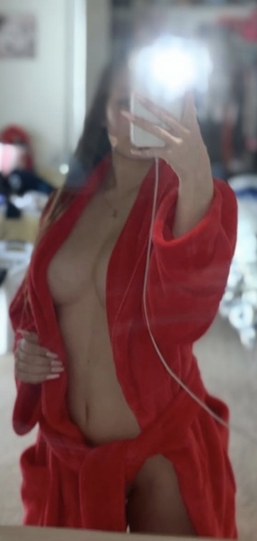 Intérprete creamyhoneybun Foto 1