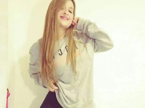 Image de profil du modèle de webcam DulceSquirt252