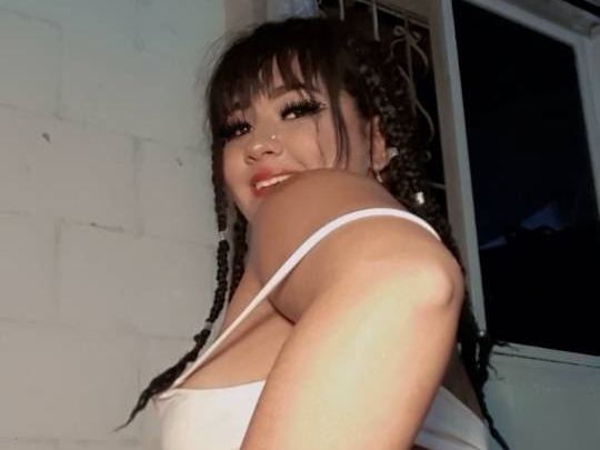 Profilbilde av candyhottpetite webkamera modell