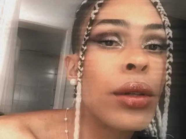 Foto de perfil de modelo de webcam de UniccEbony