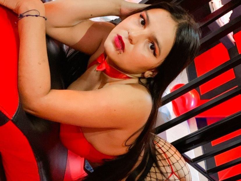 Imagen de perfil de modelo de cámara web de CanelitaSmith