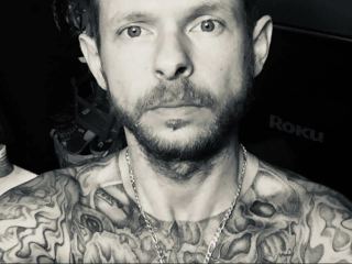 Image de profil du modèle de webcam TattooBrian